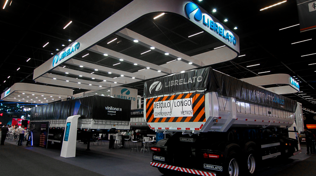 Caminhão em operação